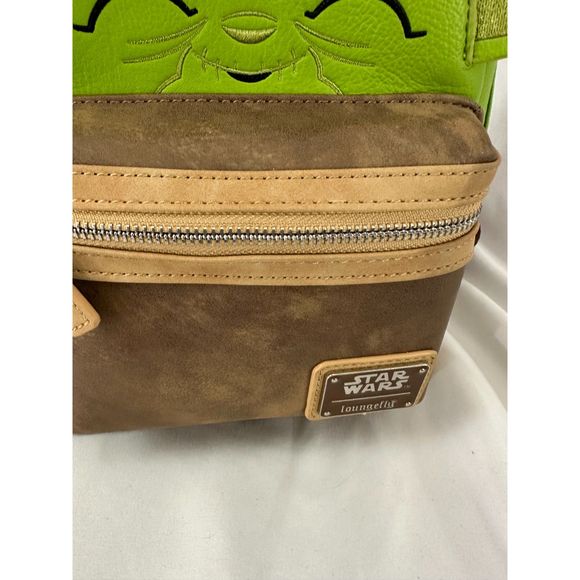 Yoda Star Wars Loungefly Disney Parks MINI BACKPACK Bag Purse Holder BATUU GUC - Picture 3 of 7